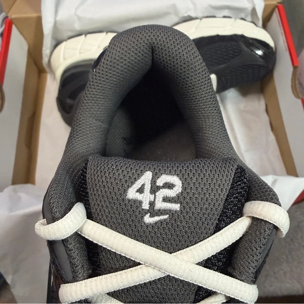 Nike v5 Rnr jackie robinson day Brand new
